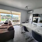 Ferienhaus En Ardeche, Maison De L'odalys Climatisee Avec Sa Piscine Privee Et Chauffee Joyeuse