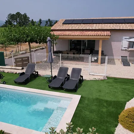 En Ardeche, L'odalys Climatise Avec Sa Piscine Privee Et Chauffee