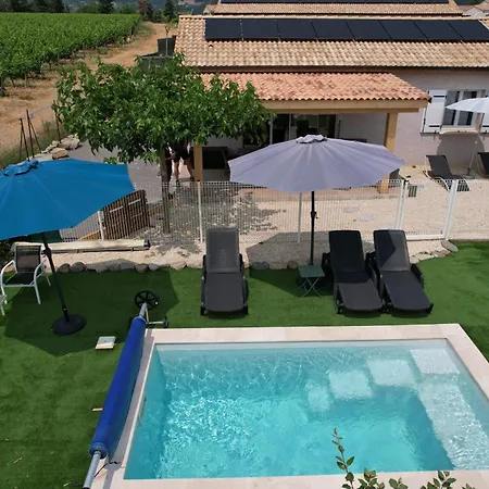 En Ardeche, L'odalys Climatise Avec Sa Piscine Privee Et Chauffee *