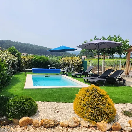 En Ardeche, L'odalys Climatise Avec Sa Piscine Privee Et Chauffee * Joyeuse